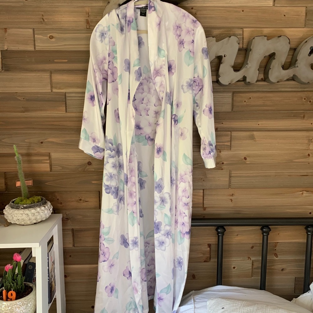 Halston long silk floral robe